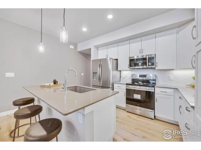 MLS: 1010793 Condo For Sale