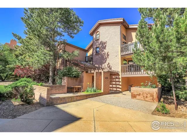 MLS: 1010849 Condo For Sale