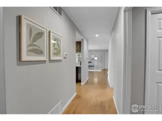 Photo #4: 1010849 Listing