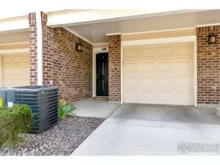 Photo #2: 1010853 Listing