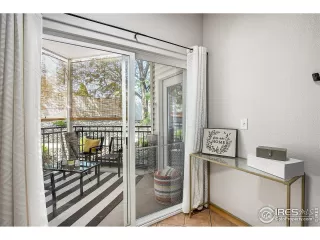 Photo #2: 1010854 Listing