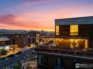 Photo #4: 1010866 Listing