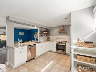 Photo #2: 1010890 Listing