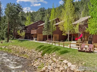 Photo #1: 1010909 Listing