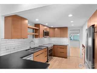 Photo #4: 1011015 Listing 