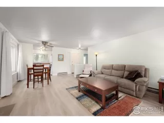 Photo #5: 1011088 Listing