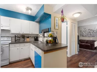 Photo #3: 1011253 Listing