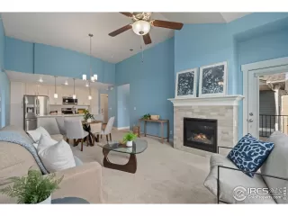 Photo #3: 1011279 Listing