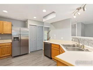 Photo #2: 1011301 Listing