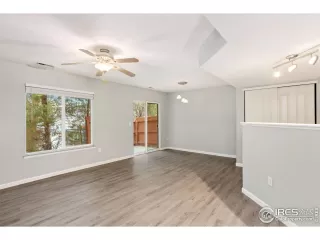 Photo #3: 1011301 Listing