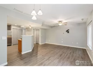 Photo #5: 1011301 Listing