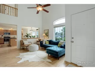 Photo #6: 1011346 Listing