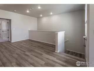 Photo #6: 1011361 Listing