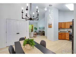 Photo #4: 1011531 Listing