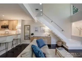 Photo #1: 1011558 Listing