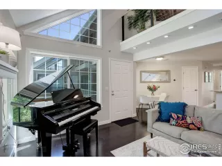 Photo #2: 1011558 Listing