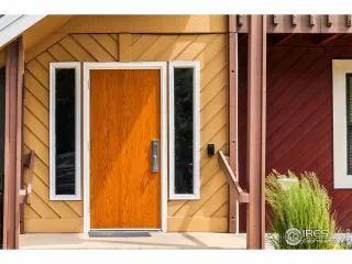 Photo #1: 1011576 Listing