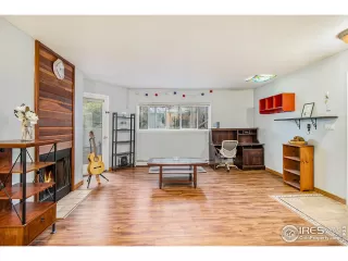 Photo #5: 1011638 Listing