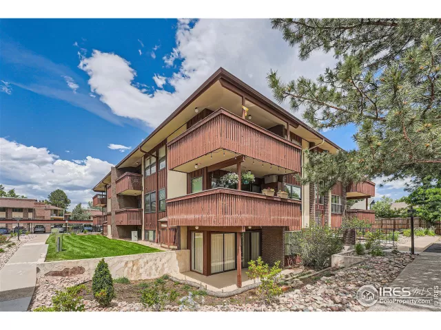 MLS: 1011658 Condo For Sale