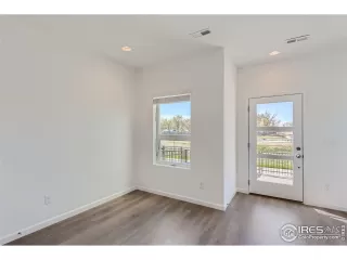 Photo #4: 1011803 Listing 