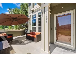 Photo #2: 1011896 Listing