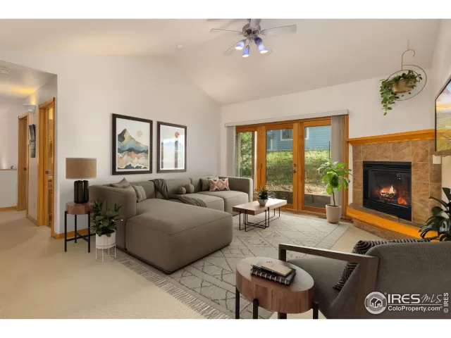 MLS: 1011942 Condo For Sale