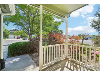 Photo #4: 1011978 Listing