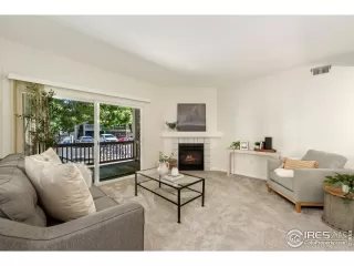 Photo #2: 1012049 Listing