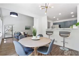 Photo #3: 1012076 Listing