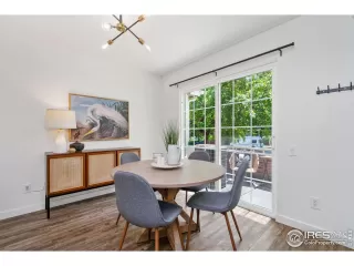 Photo #4: 1012076 Listing