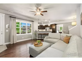 Photo #1: 1012118 Listing