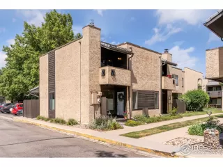 Photo #2: 1012141 Listing