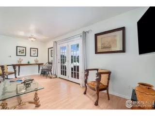 Photo #5: 1012143 Listing