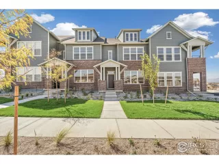 Photo #3: 1012311 Listing