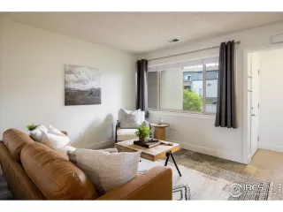 Photo #3: 1012338 Listing 