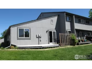 Photo #2: 1012343 Listing