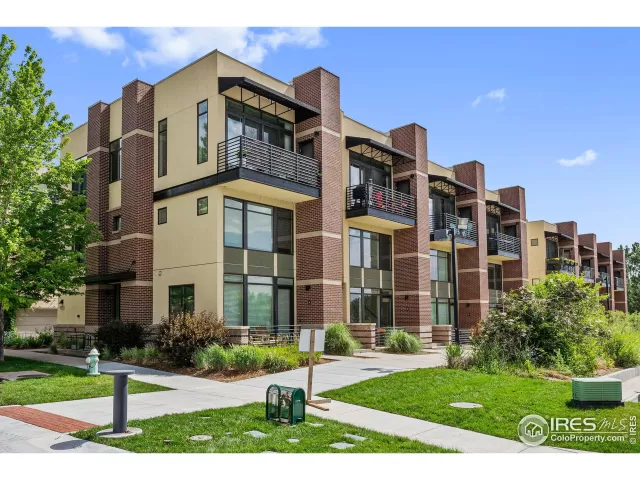 MLS: 1012415 Condo For Sale