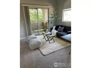 Photo #3: 1012481 Listing