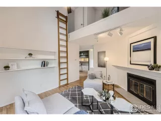 Photo #1: 1012558 Listing