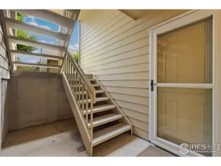 Photo #5: 1012567 Listing