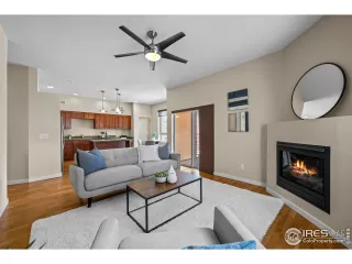 Photo #5: 1012588 Listing