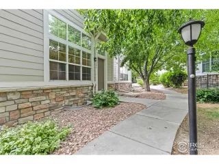 Photo #2: 1012596 Listing