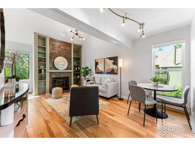 MLS: 1012651 Condo For Sale