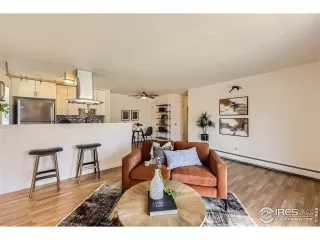 Photo #5: 1012702 Listing 