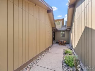 Photo #1: 1012707 Listing 