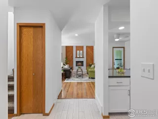 Photo #3: 1012707 Listing 