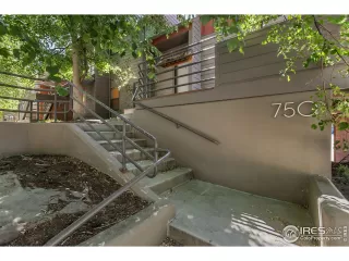 Photo #1: 1012828 Listing