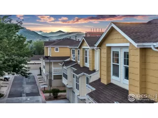 Photo #4: 1012875 Listing 