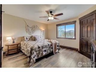 Photo #2: 1012933 Listing 