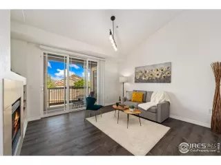 Photo #2: 1012949 Listing